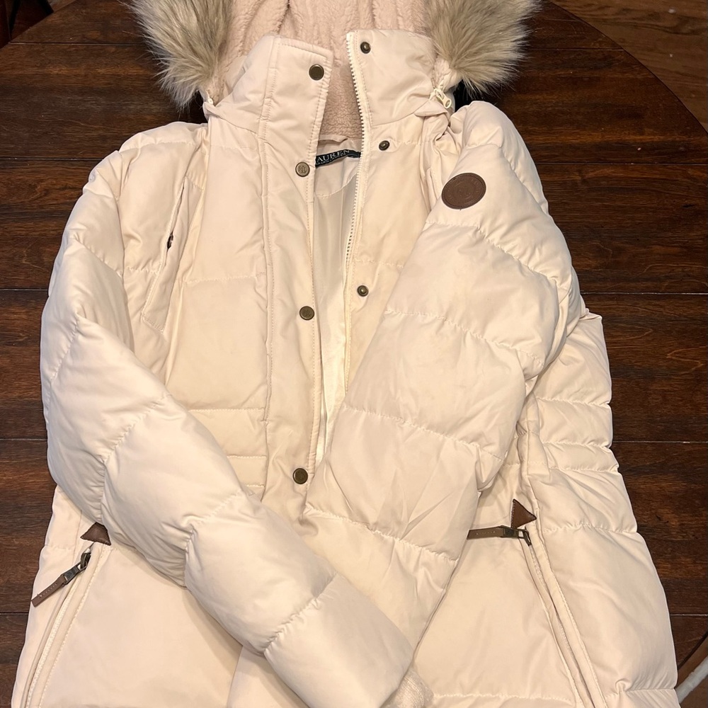 Lauren Ralph Lauren Tan/Cresm Puffer Jacket with Faux Fur Trim minor flap defect